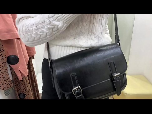 ❤️ Masturbasi umum tina jalang ngora FeralBerry sareng dildo di kamar pas video bangsat dina su.nicepornphotos.ru ❌️❤